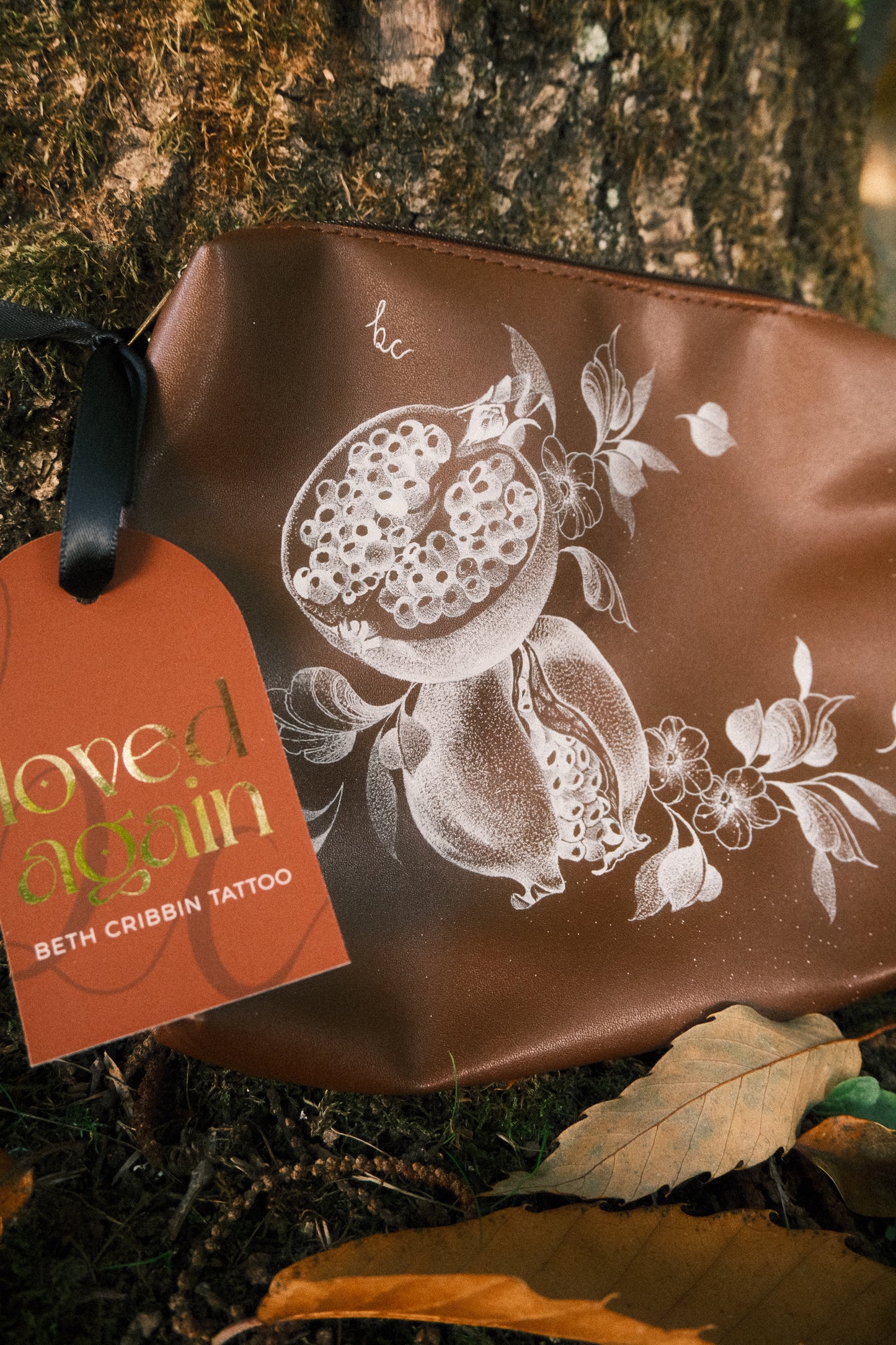 Pomegranate Toiletry Zip-up Bag